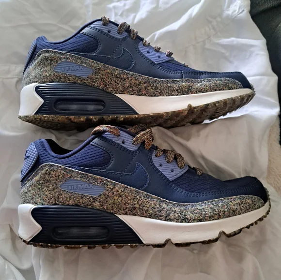 Nike Air Max 90 SE (Space Hippie Grind) 7Y, Womens 8.5 - Picture 2 of 7